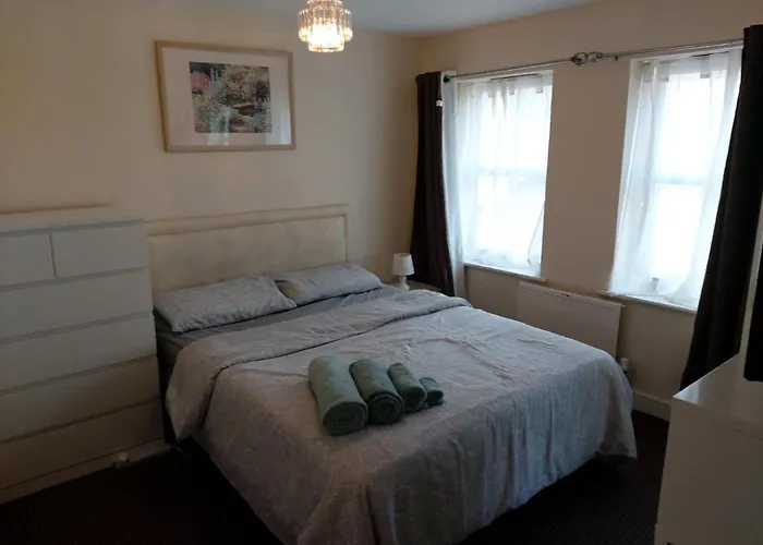 Heronsgate Gh007